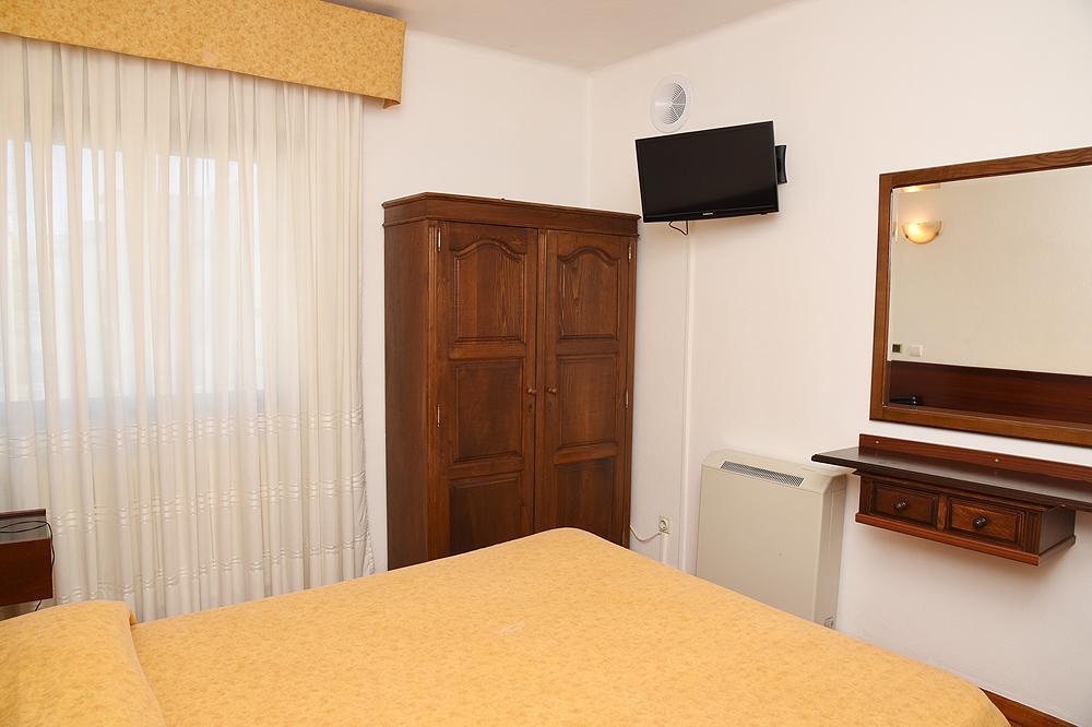 Hotel Val Flores 발렌사 외부 사진